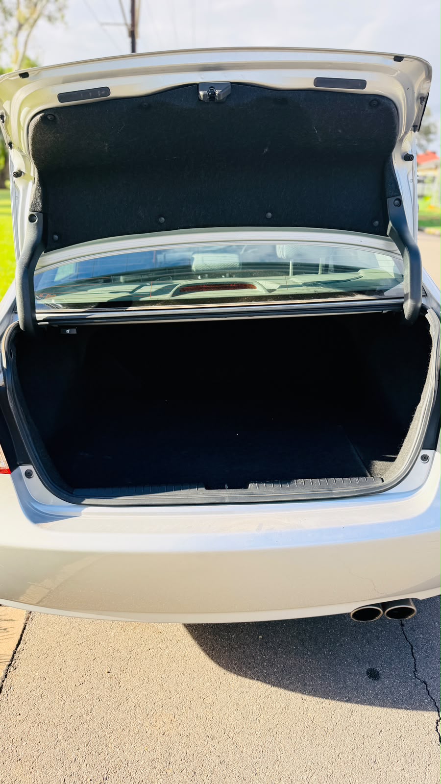 2009 Honda Civic VTi — boot space
