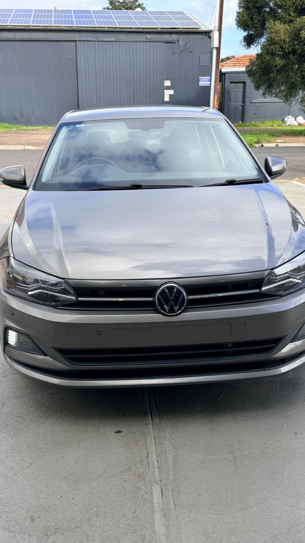 2021 Volkswagen Polo Comfortline — front