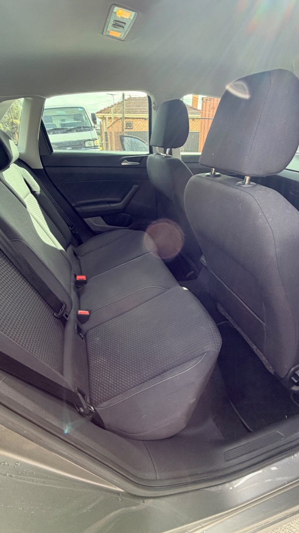 2021 Volkswagen Polo Comfortline — rear seats